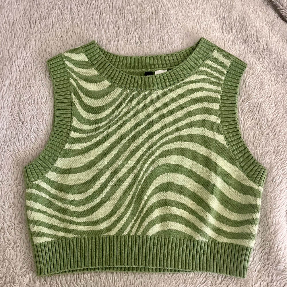 Green Print Sweater Tank/Vest
